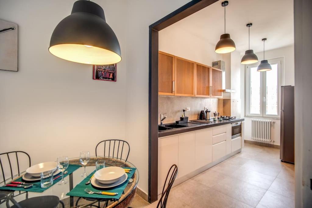 Borgo Vittorio 2 Bdr 2 Bath St Peter's Apartment *